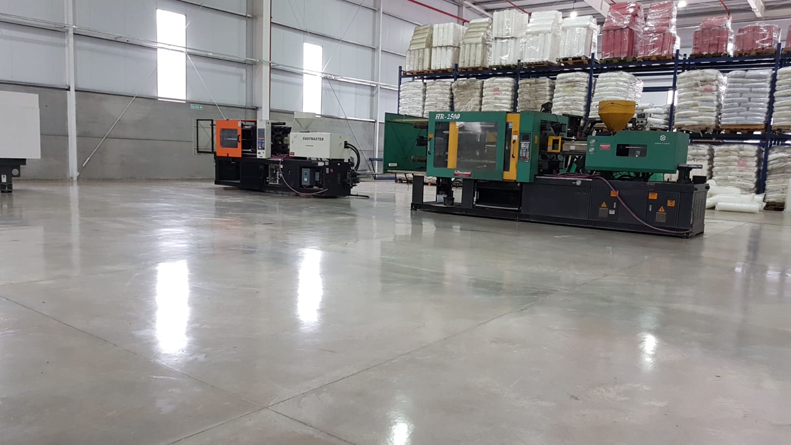 Servicio de limpieza para industrias, fábricas y depósitos